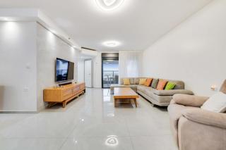 Spacious Family Luxury Getaway by Torohome - 9