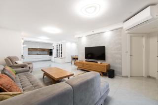 Spacious Family Luxury Getaway by Torohome - 8