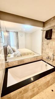 Feel at Home 2 bedroom Private flat - 3