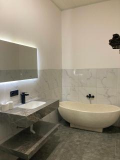 Safira Azura Luxury Residences - 4