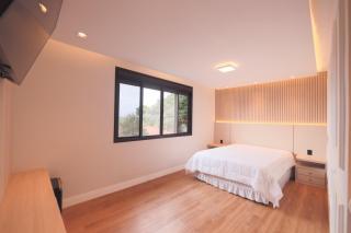 Sobrado luxuoso e espaçoso - 9