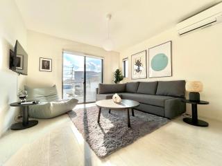 10 mins to Kumamoto Airport Modern 4BR House by Restavio - 3