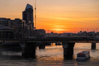 Modern Apartment in Central London By River Thames - 9