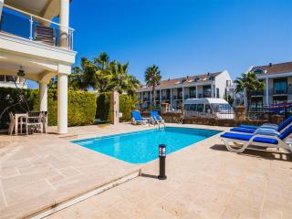 Sunset Beach Club Aqua Lettings Oyster 1 - 9