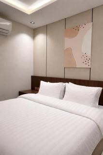 Luxurious and modern furnished room and lounge close to Kafd Towers - 9