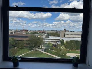 Modern 1BR Loft with a View - Prime Downtown Location - 5