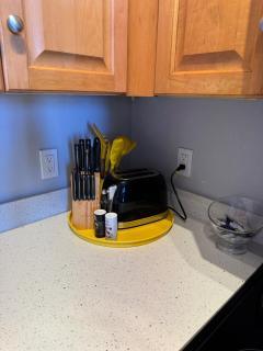 Modern 1BR Loft with a View - Prime Downtown Location - 1