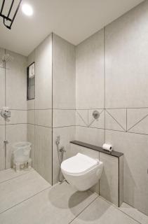 The Grand Platinum Hotel - 8