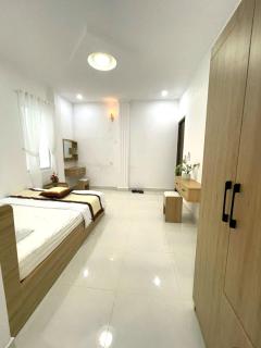 LAKSHMI APARTMENT & HOTEl - 7