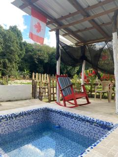 Canada House Queen bed in 2nd floor dbl sofa bed in 1st floor BBQ Private pool, river - 3
