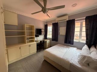 Grand Luxe Bangalow 8BR, Ampang Utama Park, LRT - 9