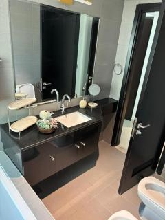 welcoming large families groups, 3BR, 1500sqf - 5