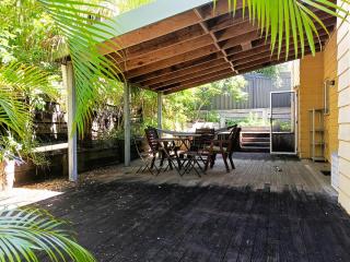 Room in big house, quiet green area - 3