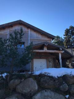 Une chambre d'hôtes au coeur du chalet Mitja, calme et bien être assurés - 3