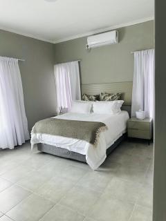 Exquisite Home & Living II - 7