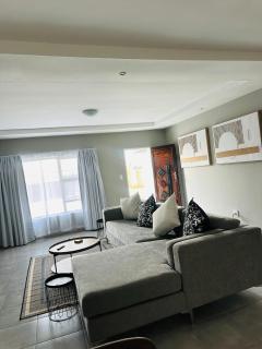 Exquisite Home & Living II - 5