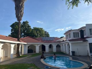 Monica's Guesthouse - 2