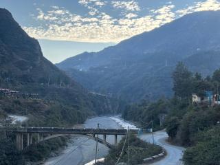 Giri River Side View Stay & Café - 6