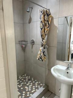 Monica's Guesthouse - 7