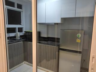 A Warm Family of Three - 4