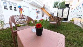 Celia Guest House - 9