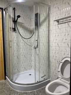 Mae on country home - 2