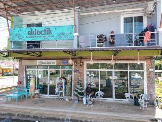 Rest And Relax Hostel - 9