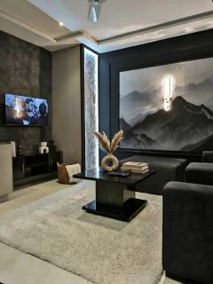 Obsidian , 1BHK , Self Check IN , Gulberg MM ALAM - 6