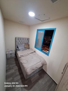 Cozy Single Bed Partition near Ajman beach - 5