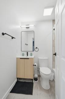 Cozy, Modern Living at Carriage House - 5