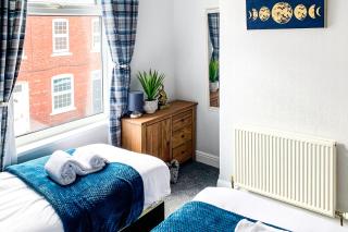 The Knavesmire - Quaint Victorian Home - Free Parking - Pet Friendly - 1
