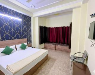 Hill View Regency BEST BUDGET HOTEL NEAR MALL ROAD - 0