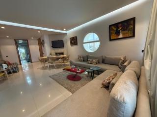 Very nice apartment with sea and pool views - 8