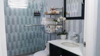 Palm Serenity- Gated Pool Home in Portmore - 1