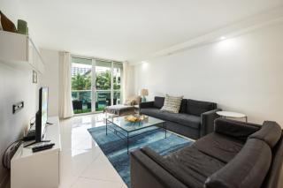 2-Bedroom Beach Condo in Sunny Isles - 7