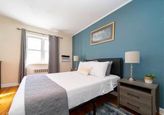 Midtown West 3 Bedroom Washer dryer and Dishwasher - 3