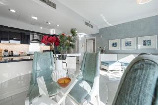 Burj Khalifa view - 2 BR apartment in Downtown - 5