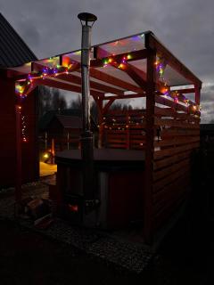 Gawra Nad Jeziorem - całoroczne domki nad jeziorem z balią, jacuzzi i sauną, Kaszuby - Sobącz - 5