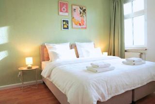 Ruhiges & modernes 5-Personen Apartment mit Boxspringbetten, Smart-TV, Wlan und Balkon - 6