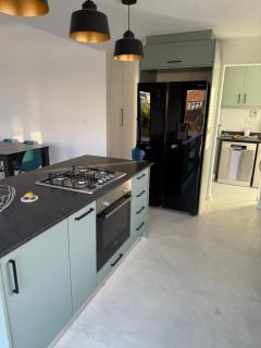 Mountain View 2-Bedroom Home Near the Beach in Pringle Bay - 5