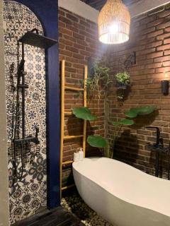 JOGLO ALINA Homestay Syari'ah - 0