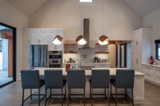 Revelstoke Modern Farmhouse - 5