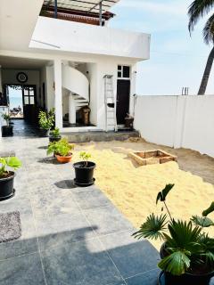 Casa Ishaa By Golden Bloom - 9