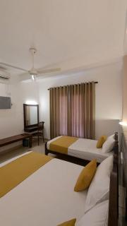 Reluxmee Hotel Anuradapura - 5