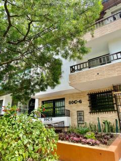 Loft - Laureles, interno con patio - 3