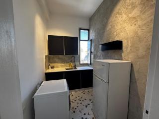 Downtown Haifa authentic house best location - 1