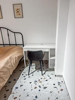 Downtown Haifa authentic house best location - 5