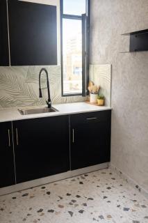 Downtown Haifa authentic house best location - 4