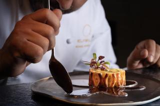 Elysium Luxury Stays & Restaurant - 9