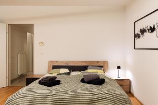 Delightful Apartment with Private Balcony in Perfect Location of Vienna - Vienna - 9